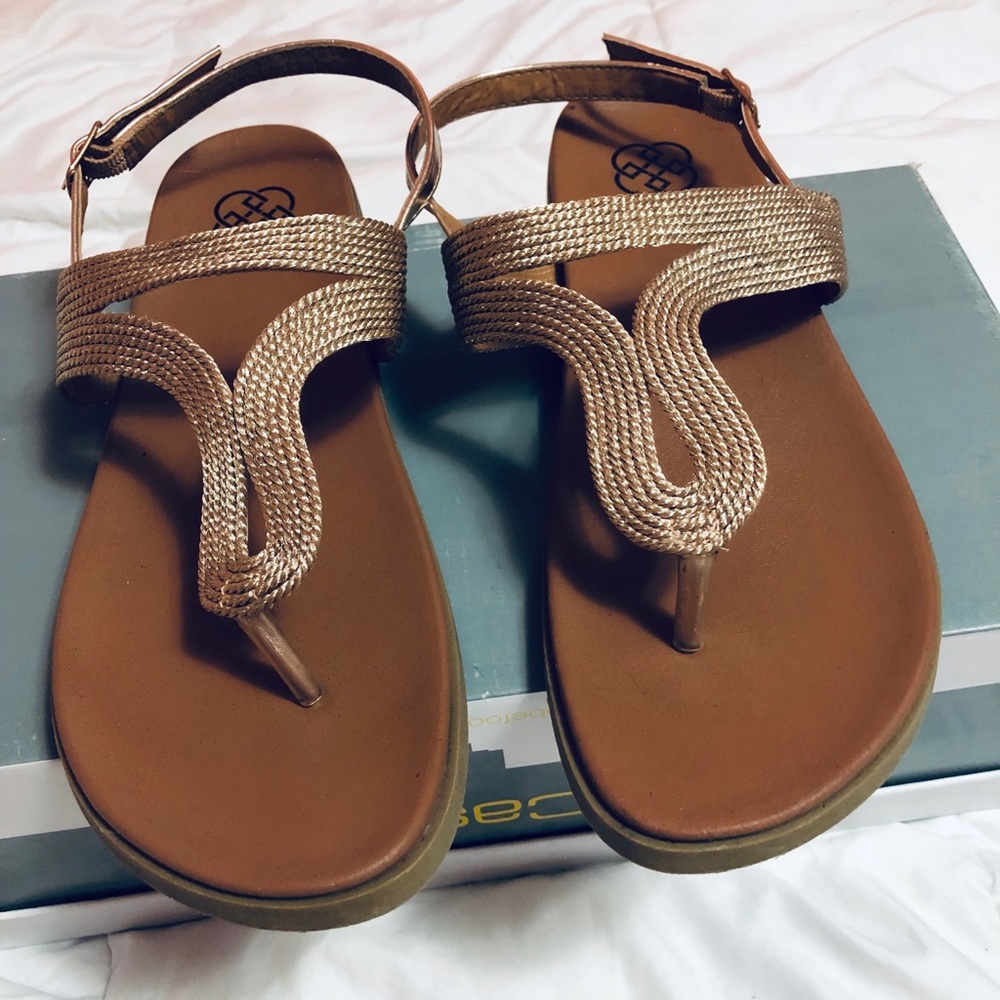 Sandals🔥 - Picture 2 of 8
